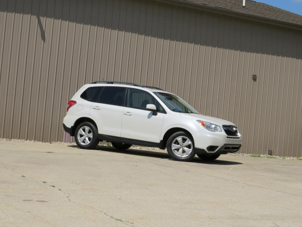 2015 SUBARU Forester