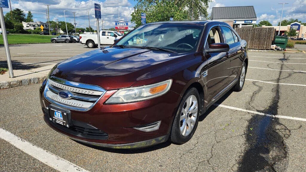 2010 FORD Taurus