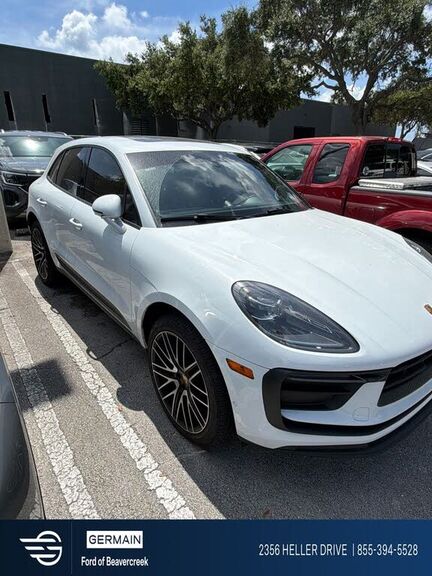 2022 PORSCHE Macan