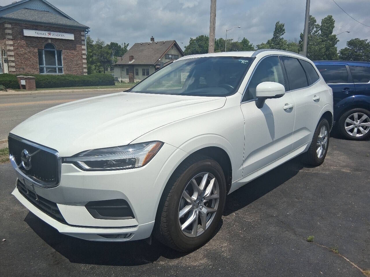 2021 VOLVO XC60