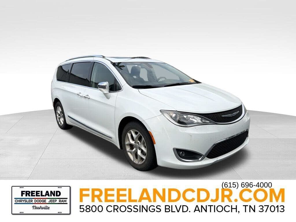2020 CHRYSLER Pacifica