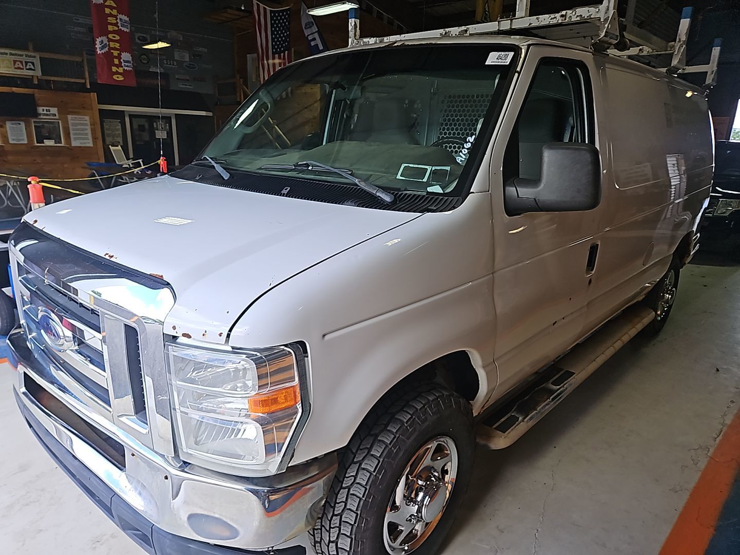 Ford E-250