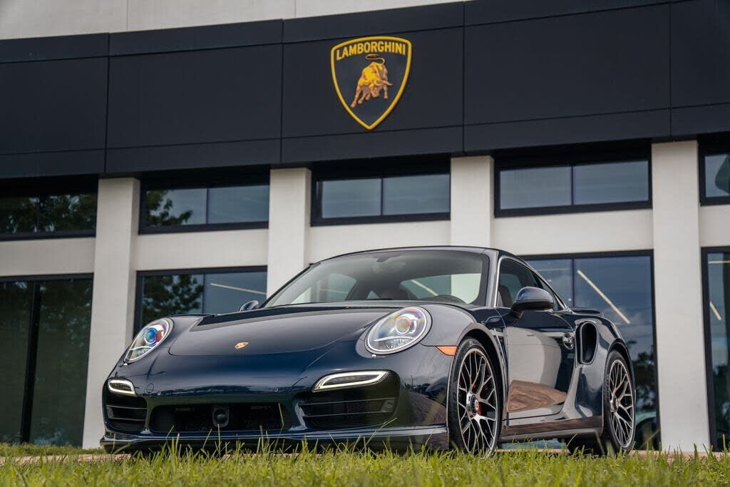 2015 PORSCHE 911