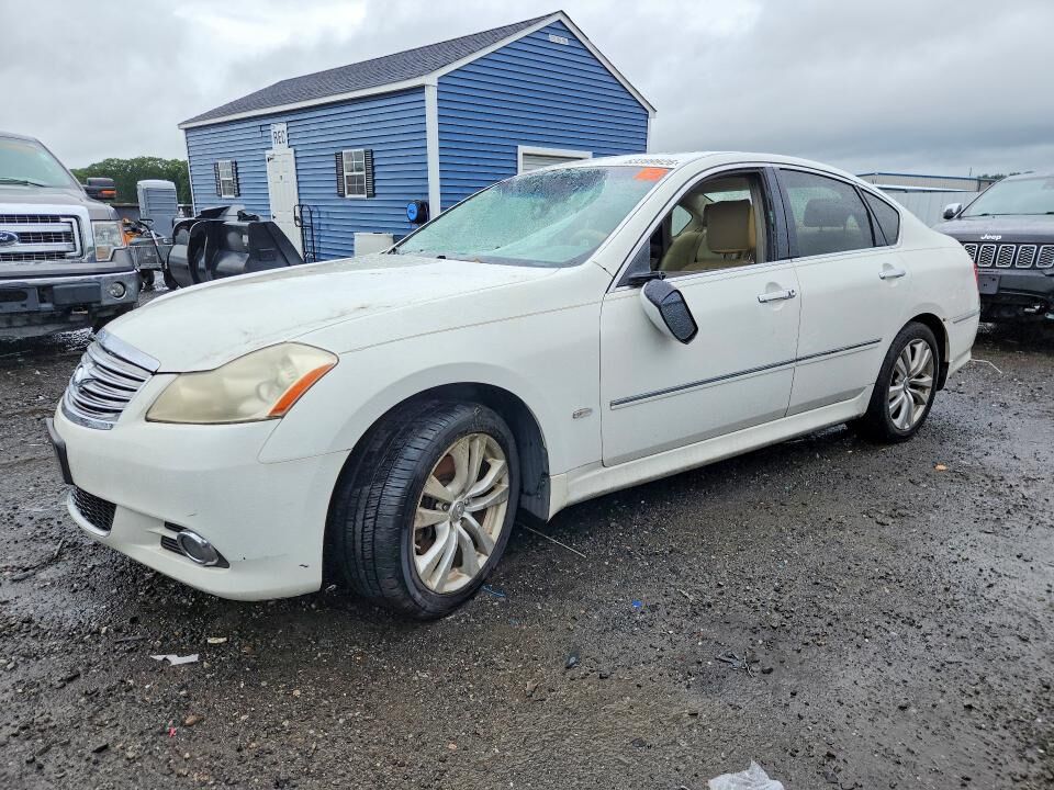 2010 INFINITI M35