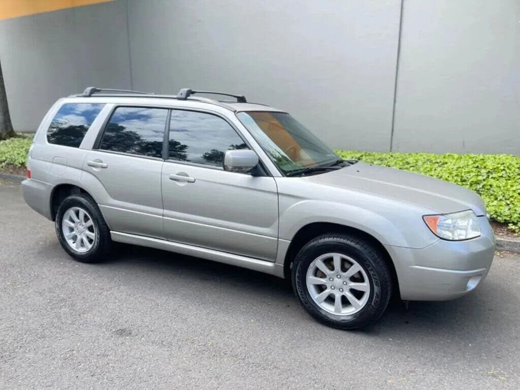 2006 SUBARU Forester