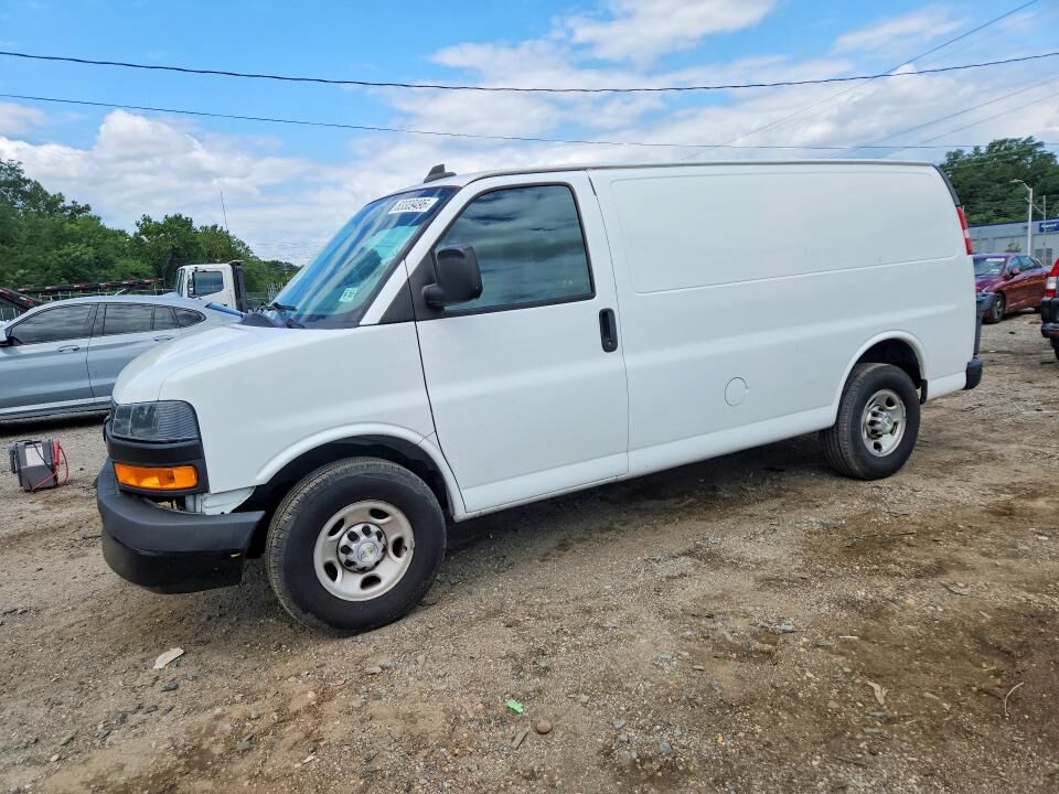 2021 CHEVROLET Express