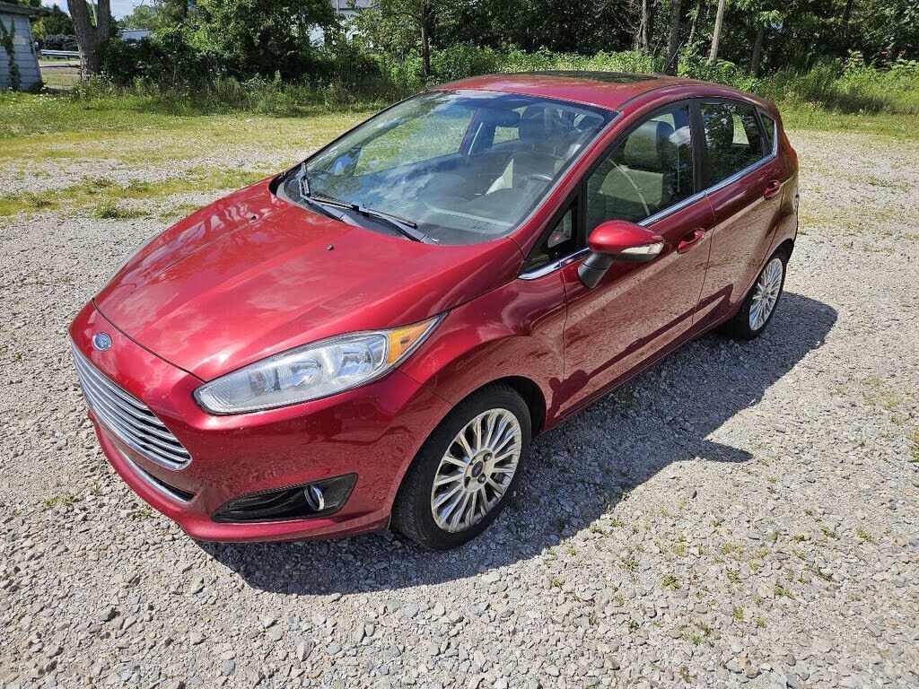 2015 FORD Fiesta