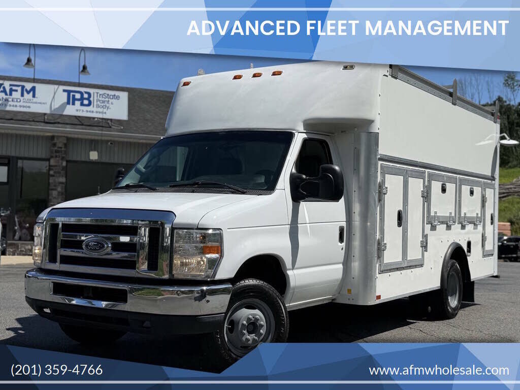 2013 FORD E-450