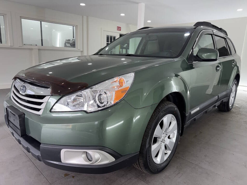 2011 SUBARU Outback
