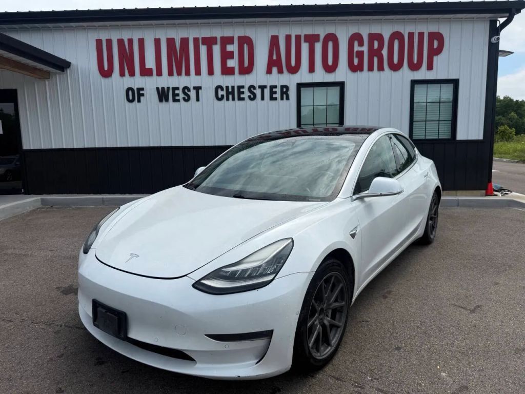 2020 TESLA Model 3
