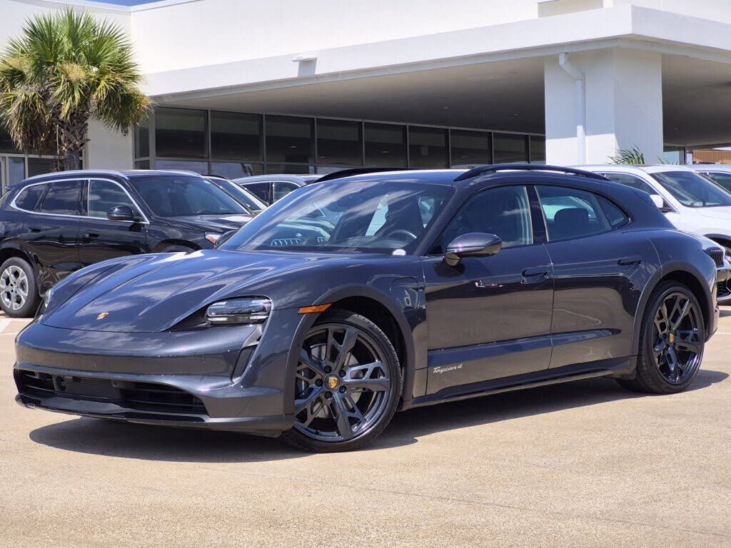 2023 PORSCHE Taycan