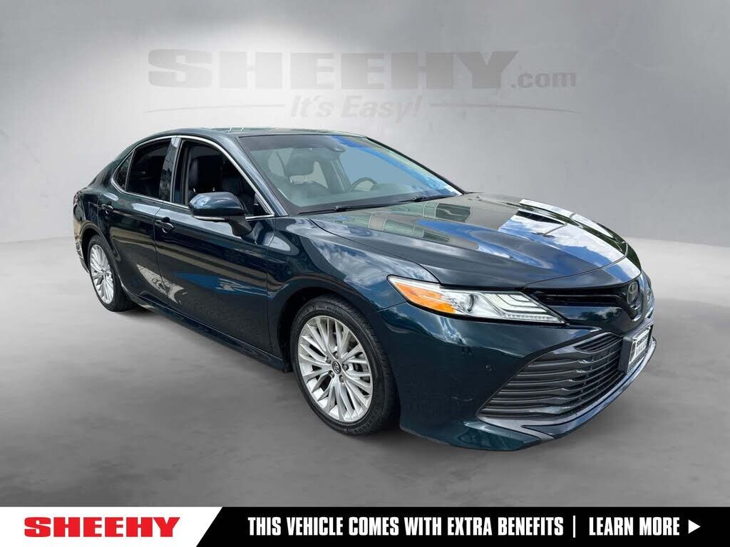 2018 TOYOTA Camry