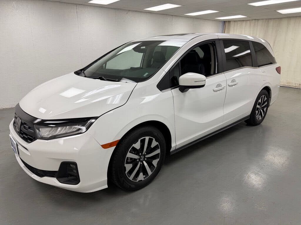 2025 HONDA Odyssey