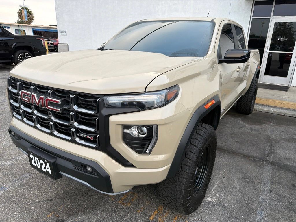 2024 GMC Canyon