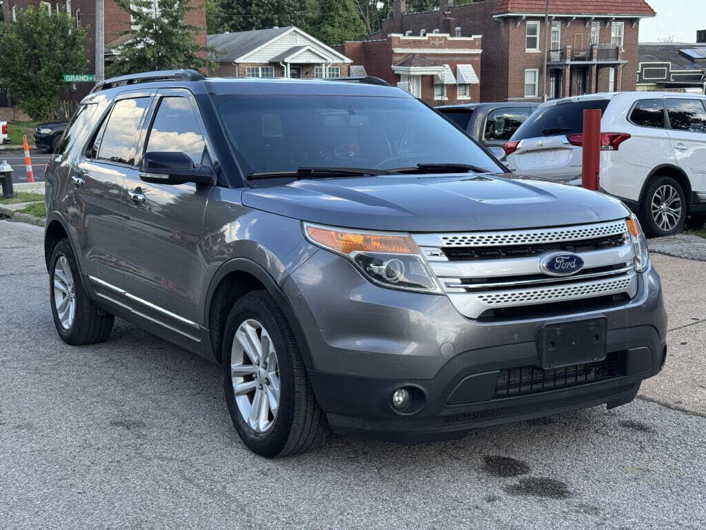 2014 FORD Explorer