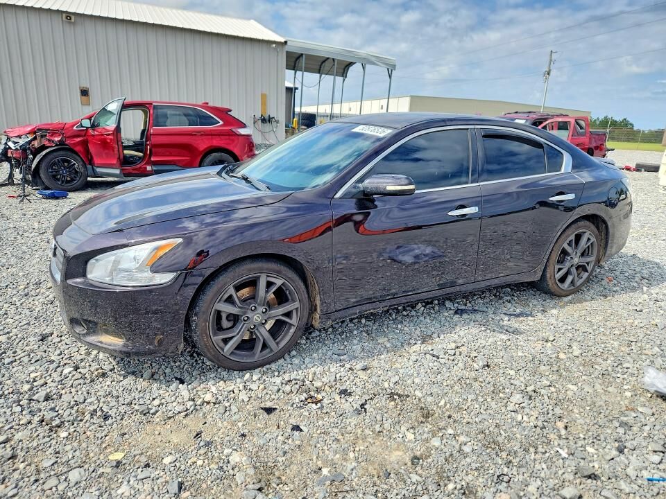 2014 NISSAN Maxima