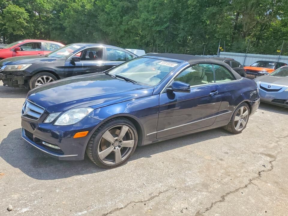 2013 MERCEDES-BENZ E-Class