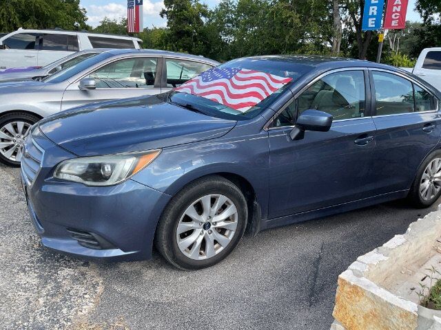 2017 SUBARU Legacy