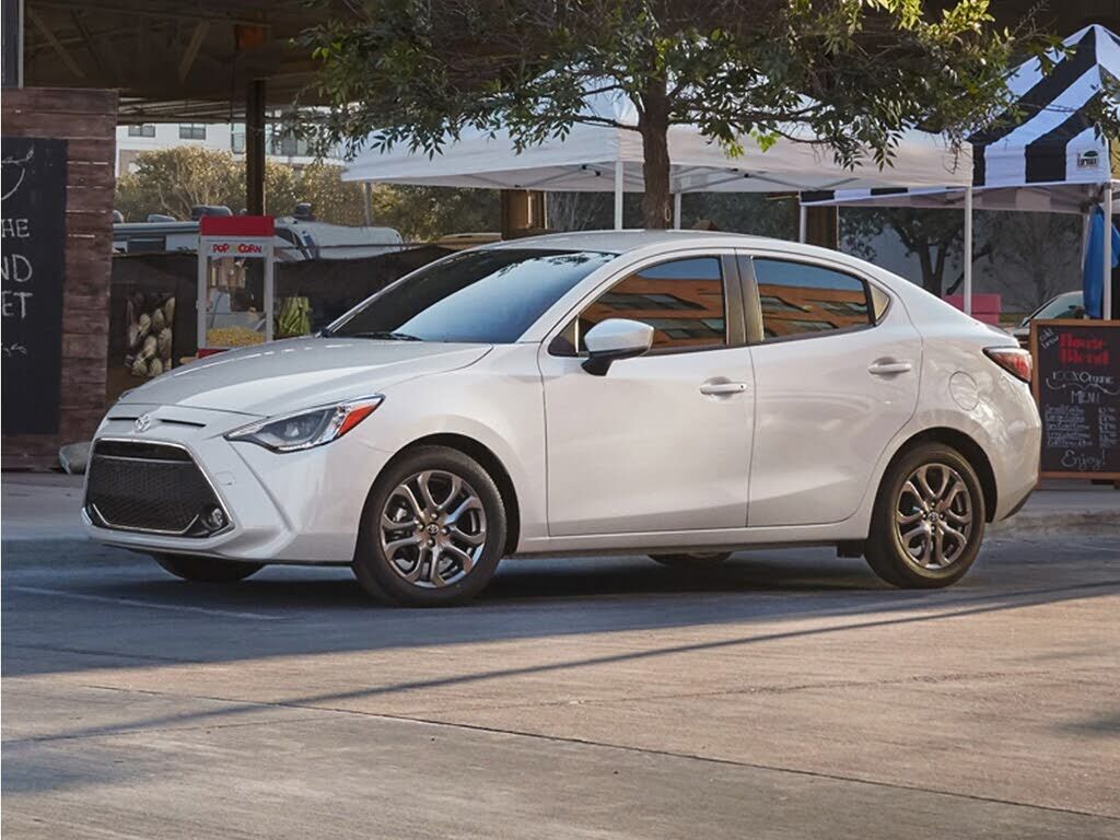 2019 TOYOTA Yaris