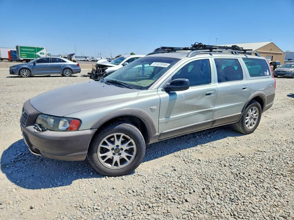2004 VOLVO XC70