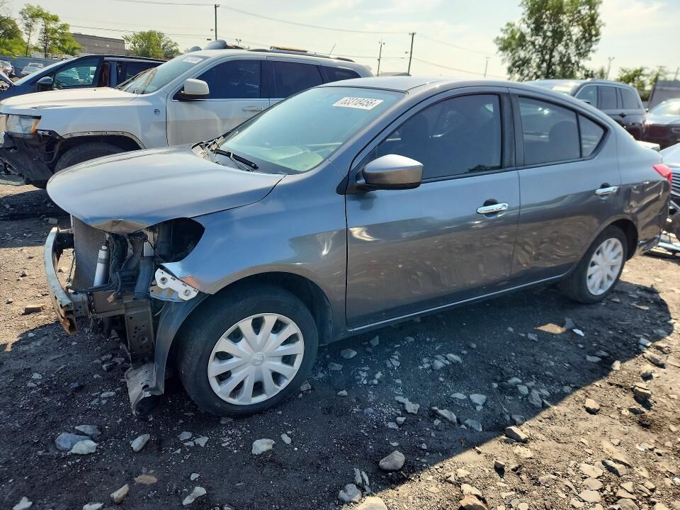 2018 NISSAN Versa