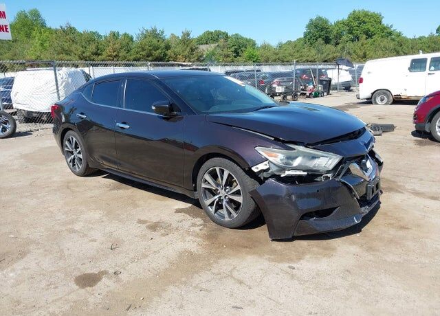 2017 NISSAN Maxima