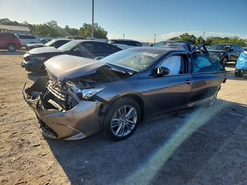 2017 TOYOTA Camry