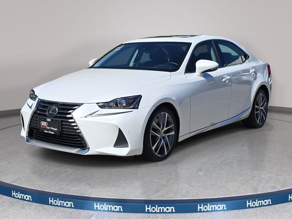 2020 LEXUS IS