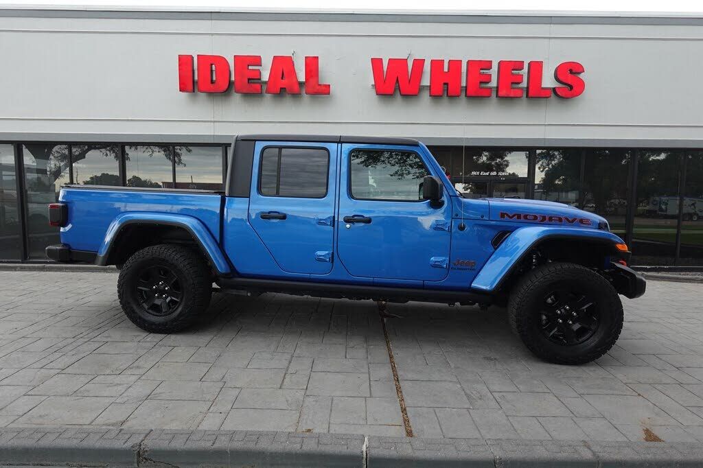 2022 JEEP Gladiator