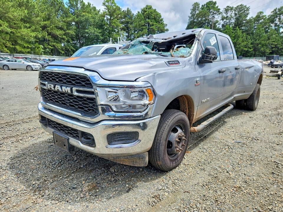 2021 RAM 3500