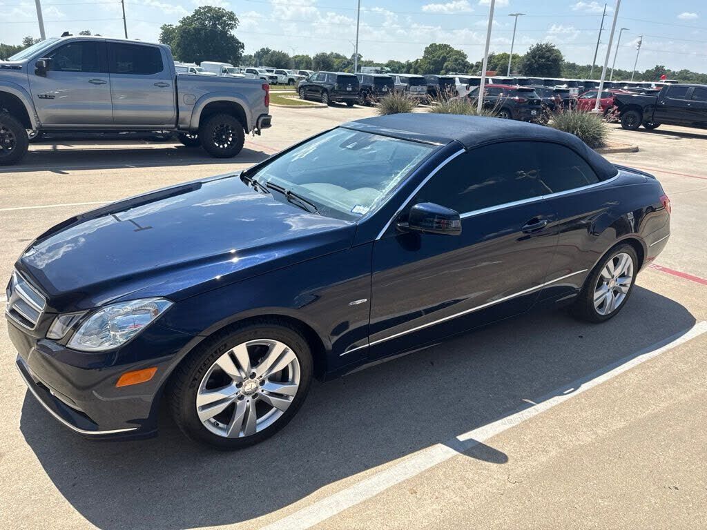 2012 MERCEDES-BENZ E-Class