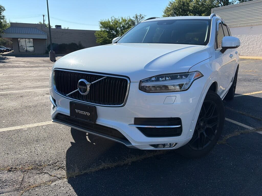 2019 VOLVO XC90