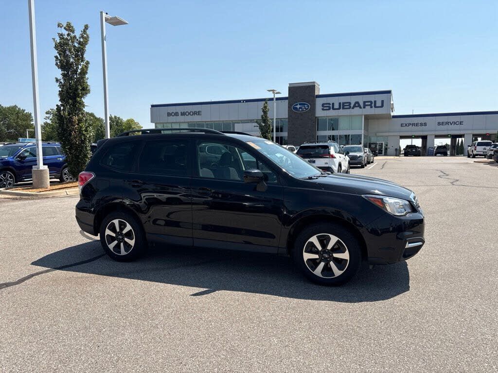 2018 SUBARU Forester