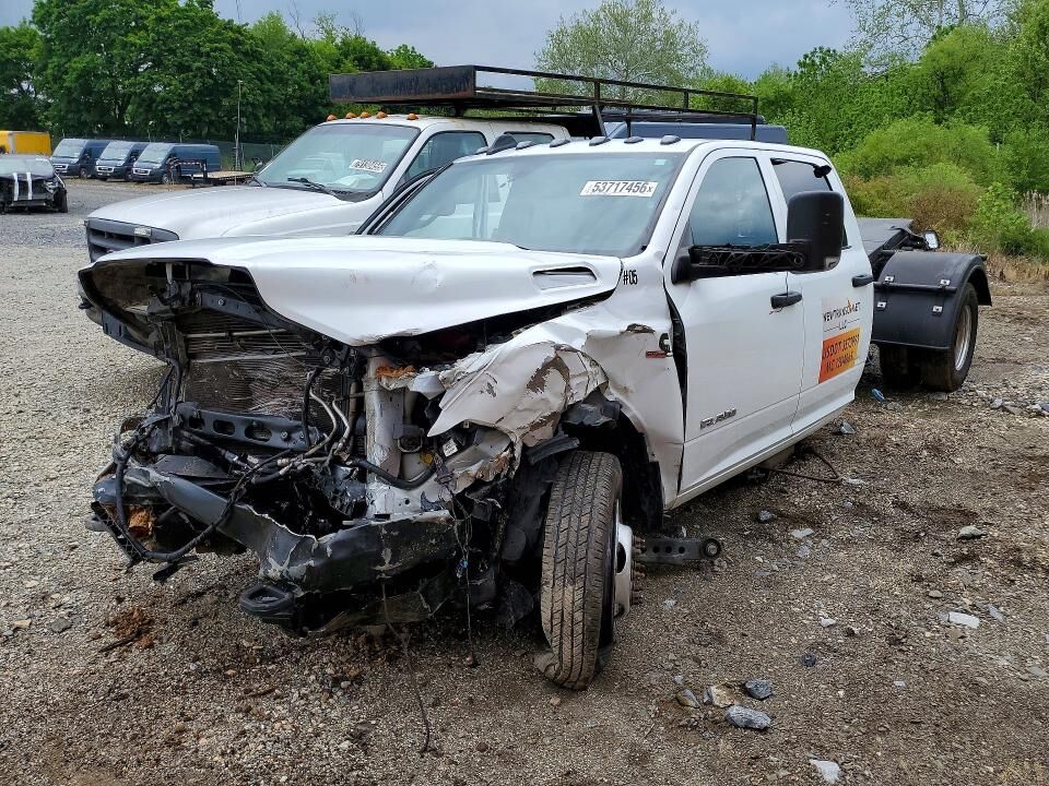 2022 RAM 3500