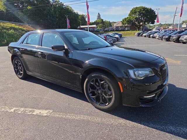 2022 CHRYSLER 300