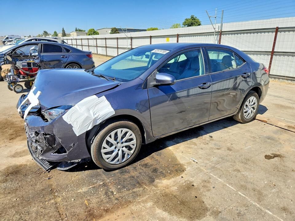 2018 TOYOTA Corolla
