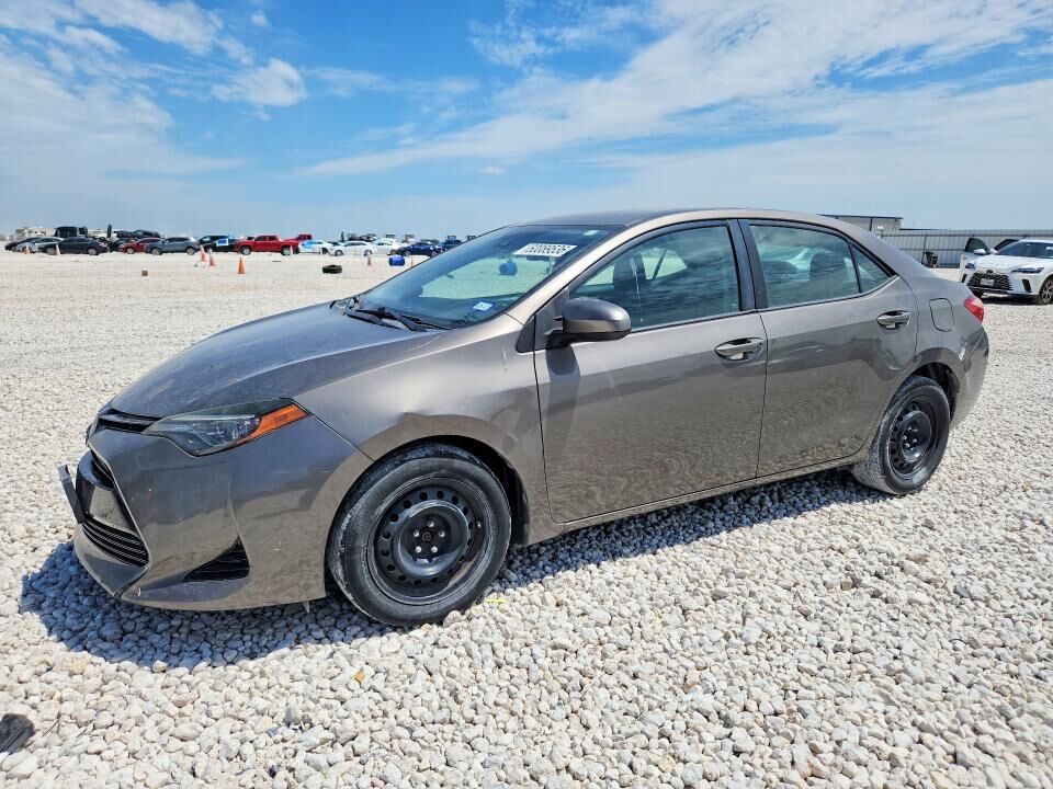 2018 TOYOTA Corolla