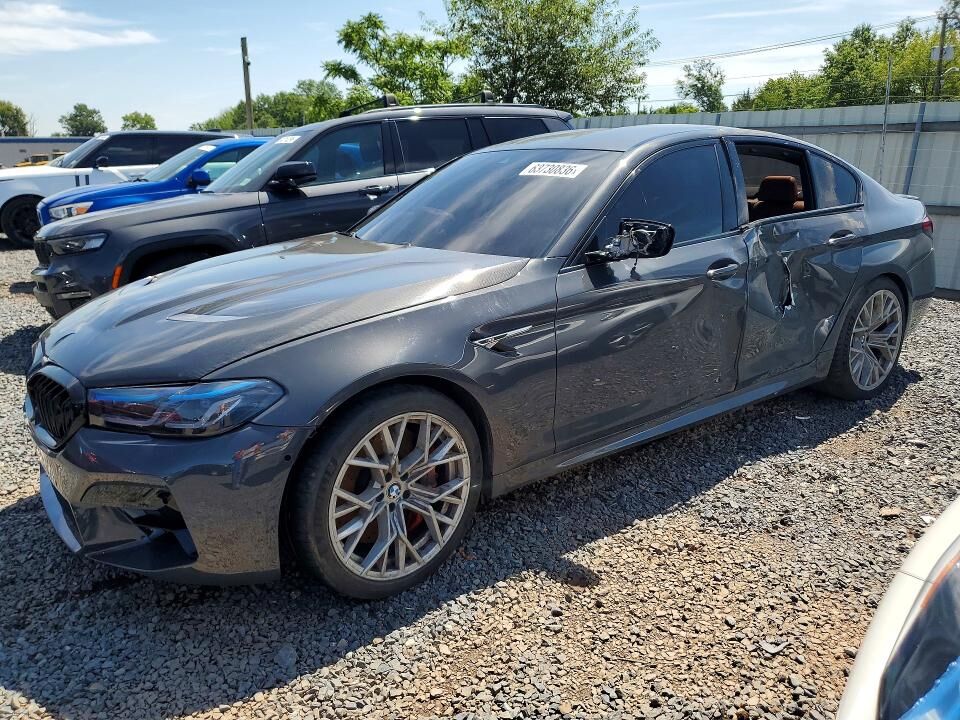 2022 BMW M5