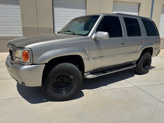 2000 CADILLAC Escalade