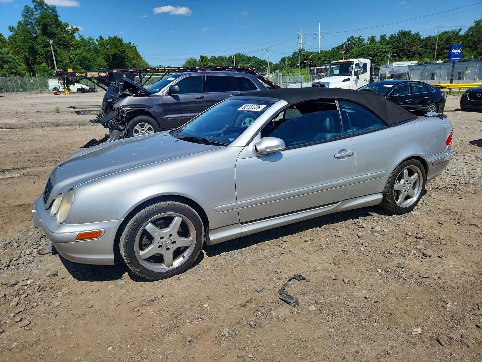 2002 MERCEDES-BENZ CLK-Class
