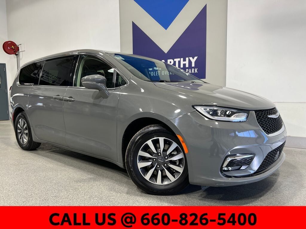 2022 CHRYSLER Pacifica