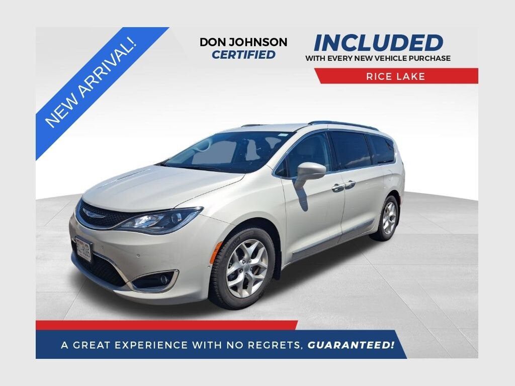 2017 CHRYSLER Pacifica