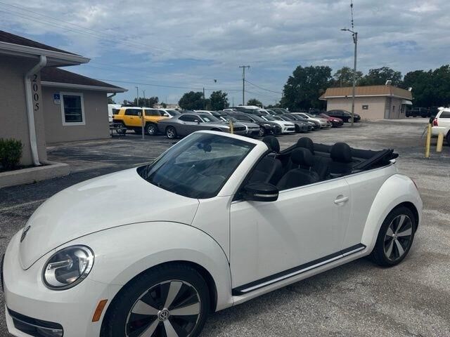 2013 VOLKSWAGEN Beetle