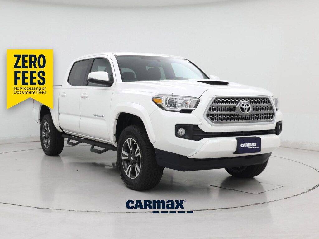 2017 TOYOTA Tacoma