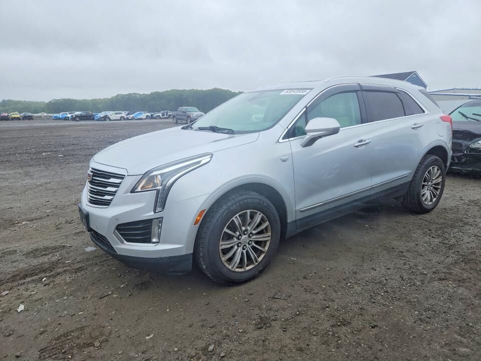 2017 CADILLAC XT5