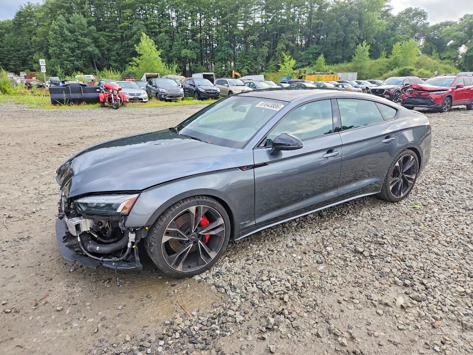 2022 AUDI S5