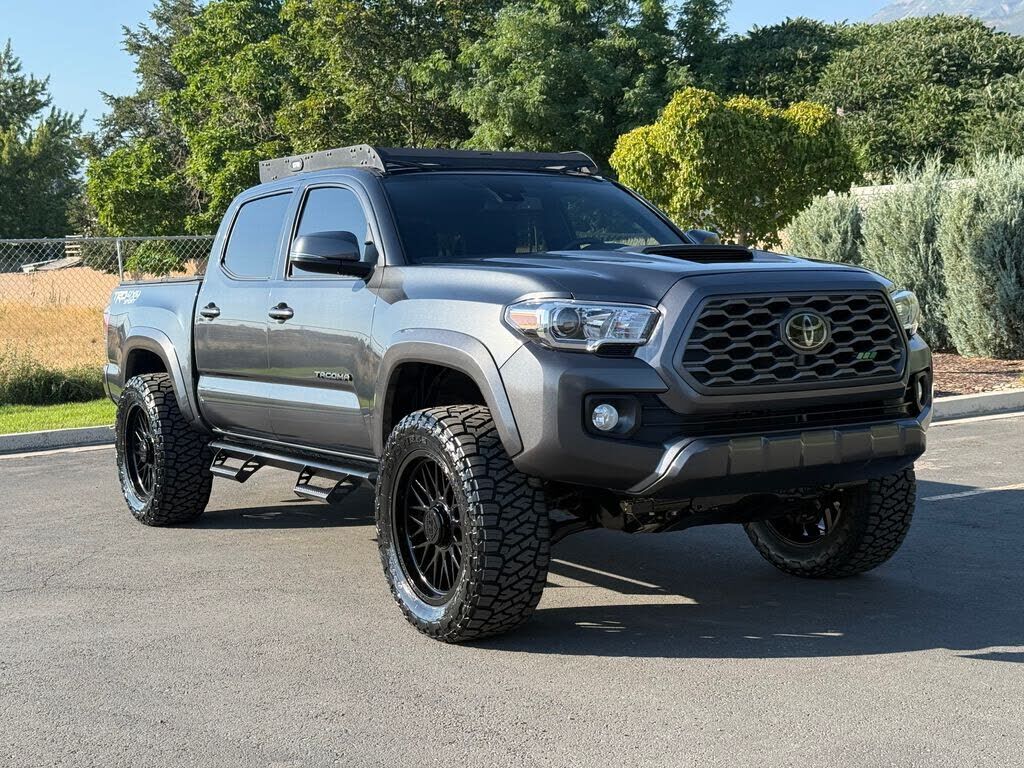 2022 TOYOTA Tacoma