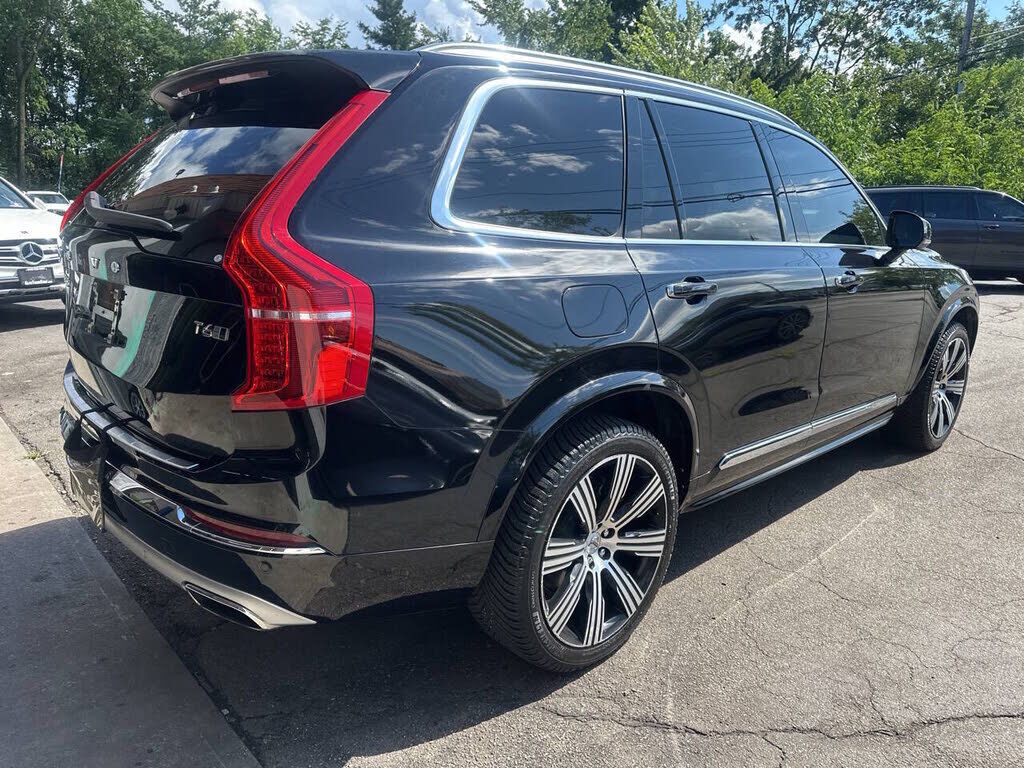 2020 VOLVO XC90
