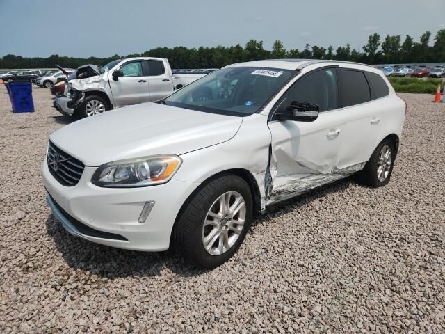 2015 VOLVO XC60
