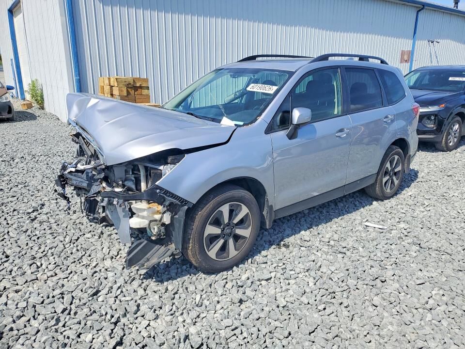 2017 SUBARU Forester